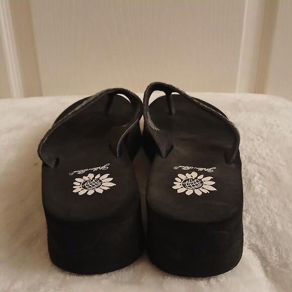 Yellow Box Scalia Y2K Style platform flip flops rhinestone straps wedge heel 7 - Picture 5 of 7